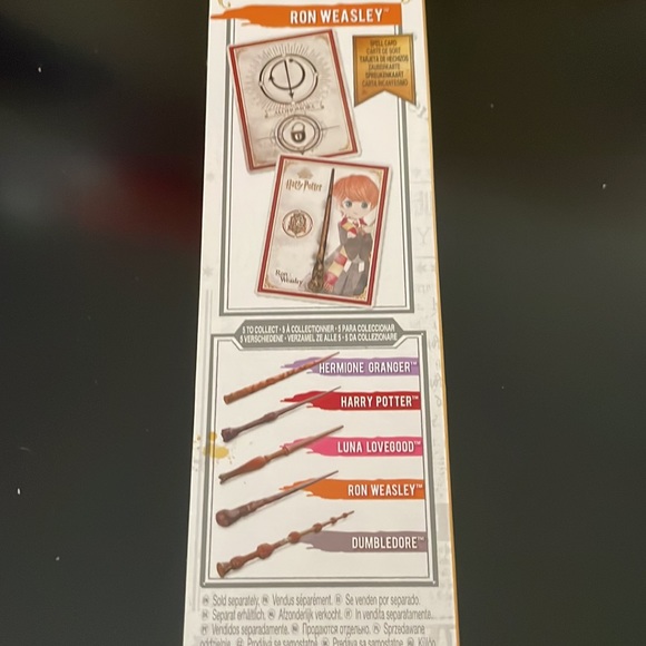 Harry Potter - Ron Weasley wand and holographic card - Picture 6 of 6